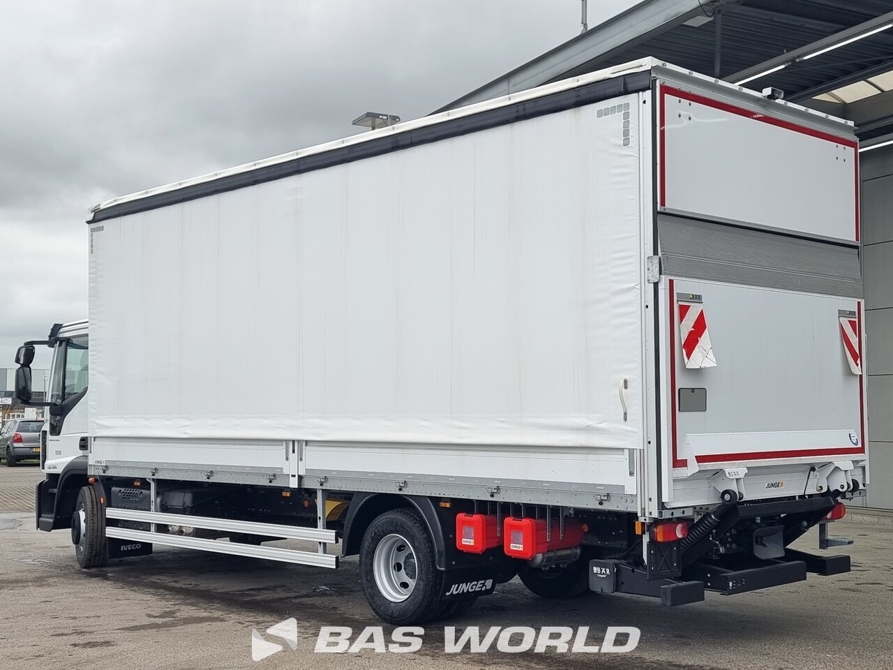 Other : Iveco Eurocargo 140E280 4X2 Junge Type: MNPTSP-073LB Camion rideaux coulissants