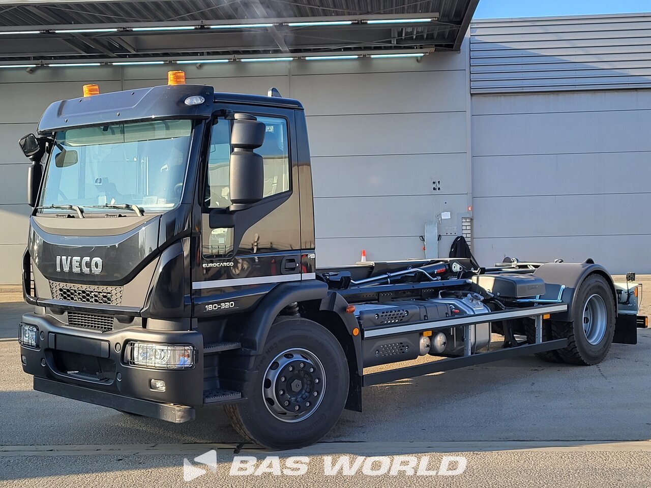 Other : Iveco Eurocargo 180E320 4X2 Multilift  Type: ULT14S51-W-ITF camion à bras
