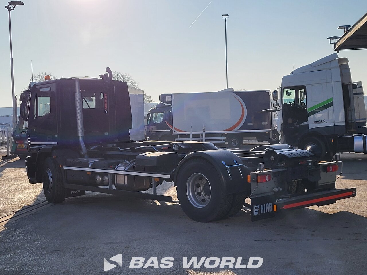 Other : Iveco Eurocargo 180E320 4X2 Multilift  Type: ULT14S51-W-ITF camion à bras