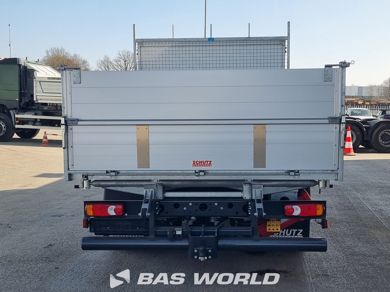 Other : Iveco Eurocargo 75E160 4X2 Schutz Camion Benne