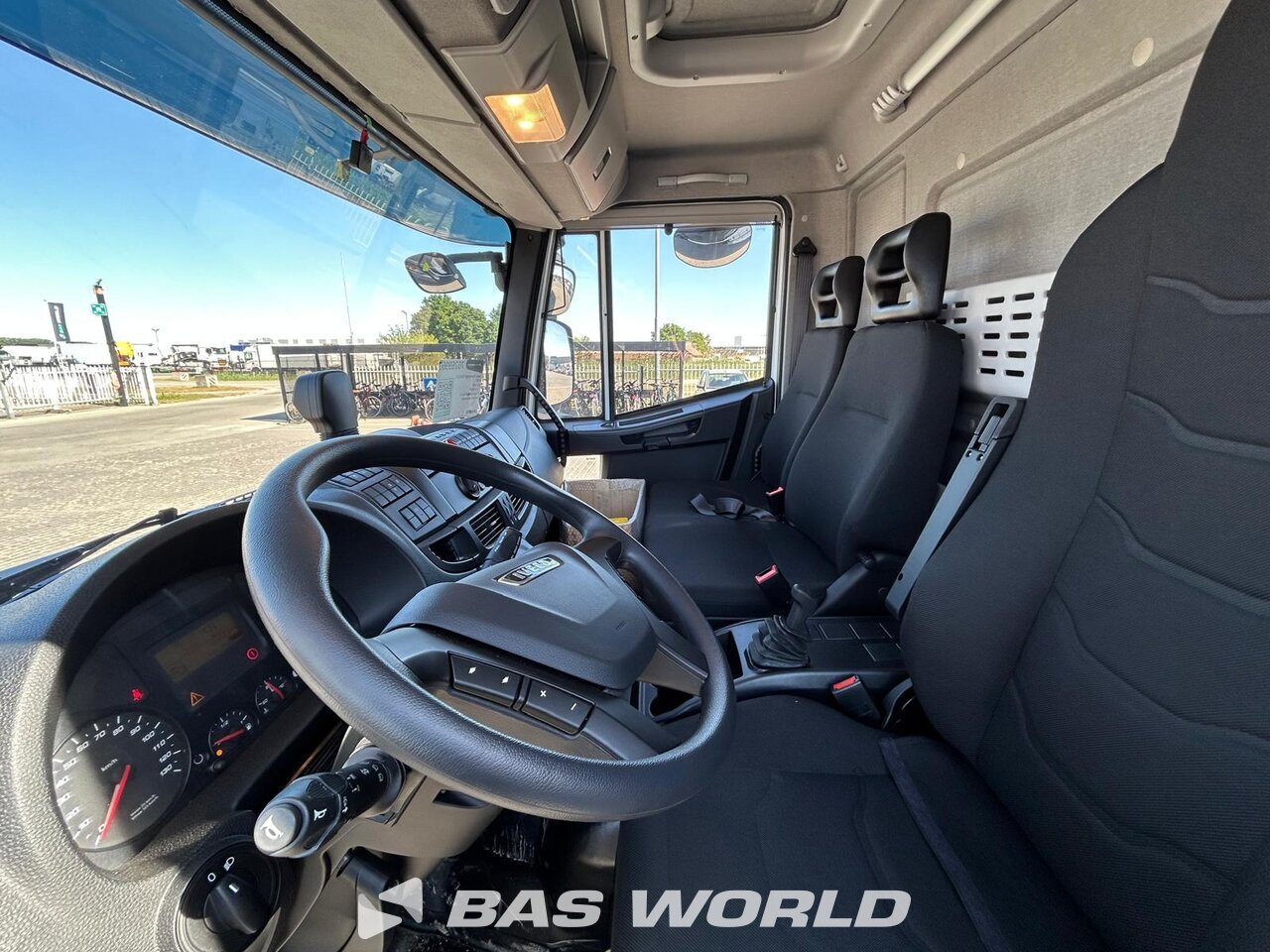 Other : Iveco Eurocargo 120LE220 4X2 Junge Camion rideaux coulissants