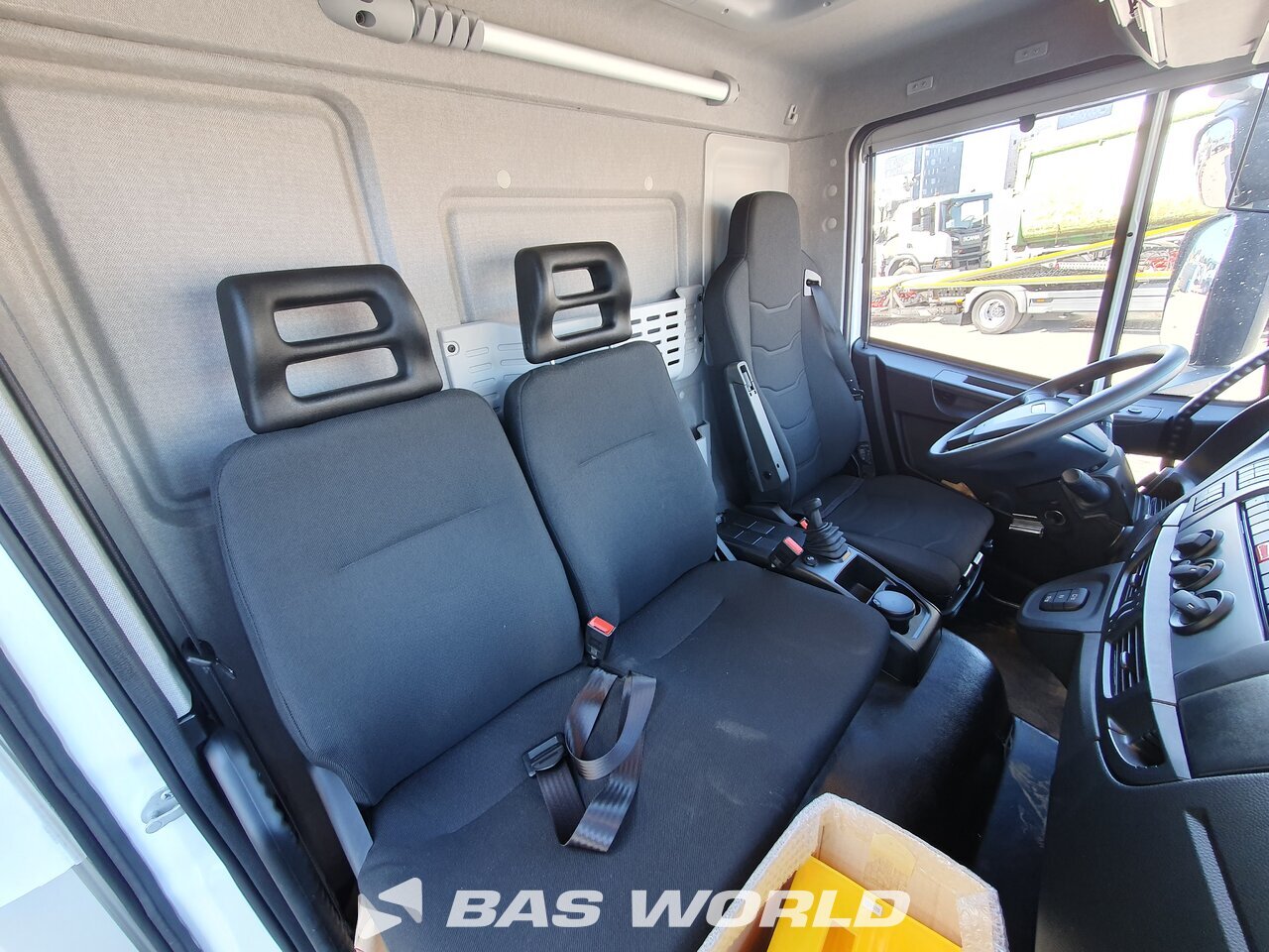 Other : Iveco Eurocargo 120LE220 4X2 Junge Camion rideaux coulissants