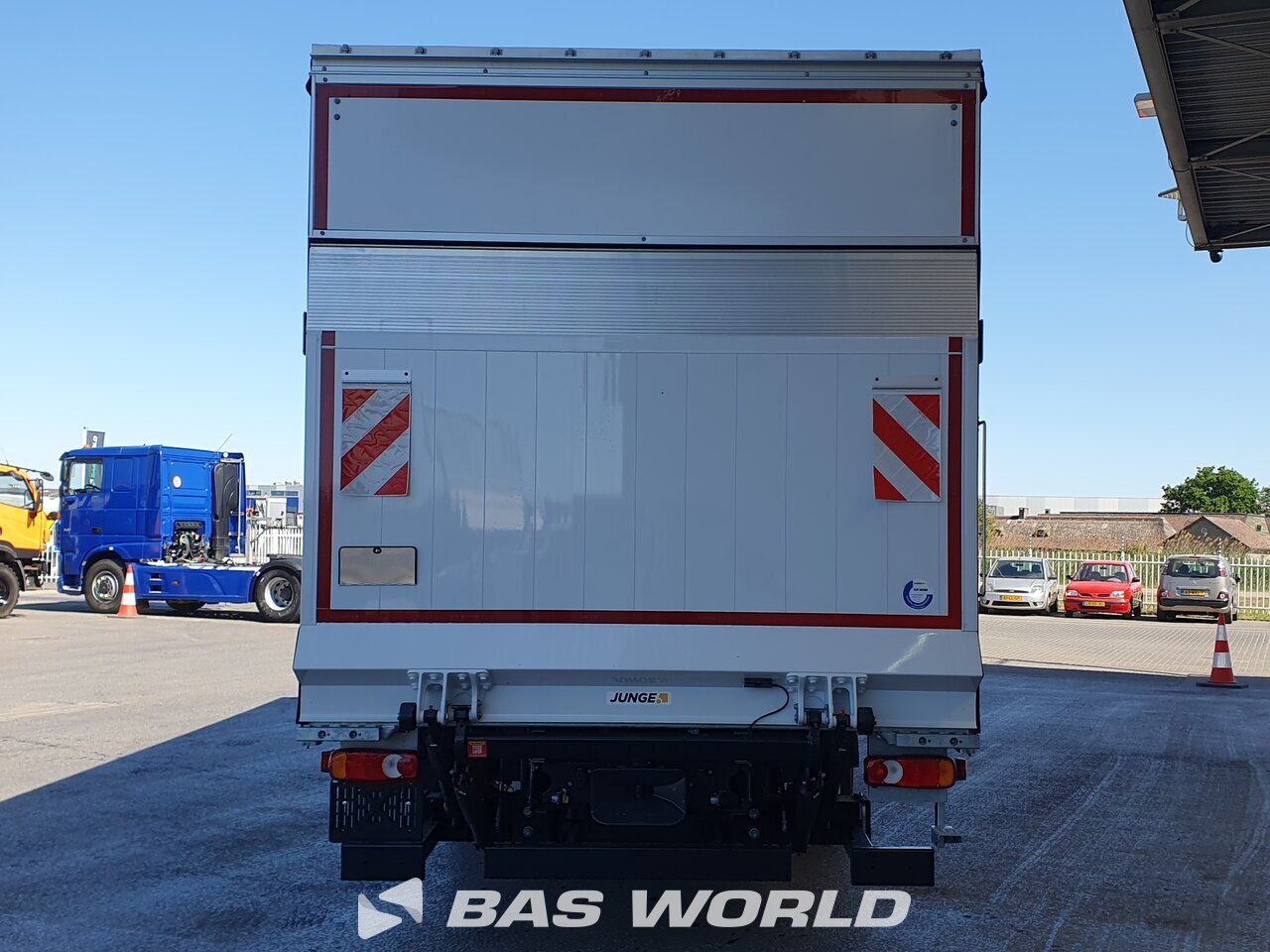 Other : Iveco Eurocargo 120LE220 4X2 Junge Camion rideaux coulissants