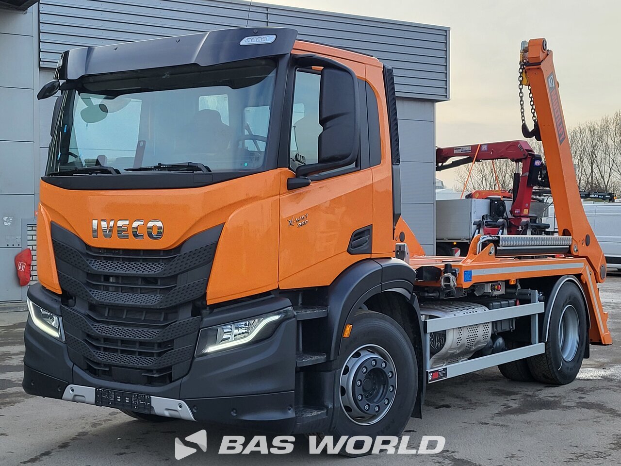 Other : Iveco X-Way 360 4X2 HIAB Type: FTR12 SFFBF Camion à benne basculante