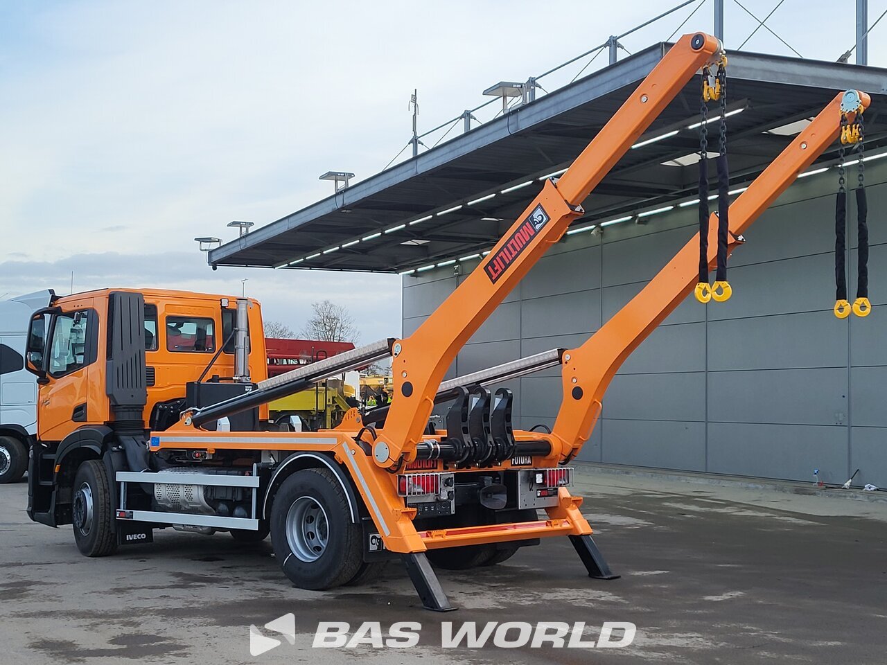 Other : Iveco X-Way 360 4X2 HIAB Type: FTR12 SFFBF Camion à benne basculante