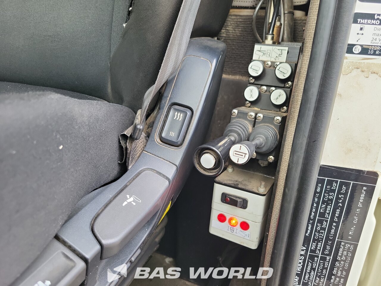 Other : DAF XF 480 6X2 VDL S25-6400 camion à bras