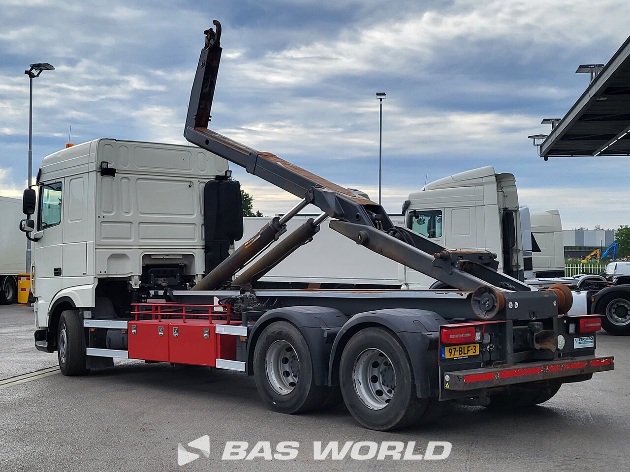 Other : DAF XF 480 6X2 VDL S25-6400 camion à bras