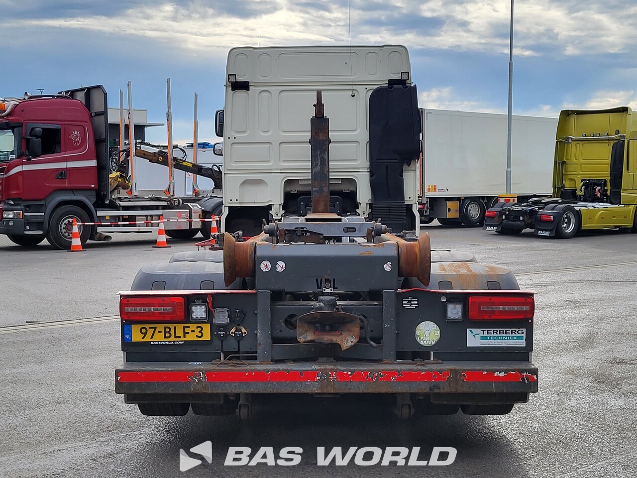 Other : DAF XF 480 6X2 VDL S25-6400 camion à bras