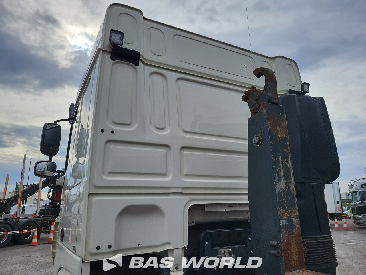 Other : DAF XF 480 6X2 VDL S25-6400 camion à bras