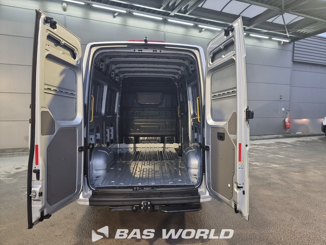 Other : MAN TGE 3.180 Fourgons utilitaires