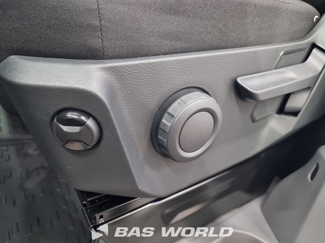 Other : MAN TGE 3.180 Fourgons utilitaires