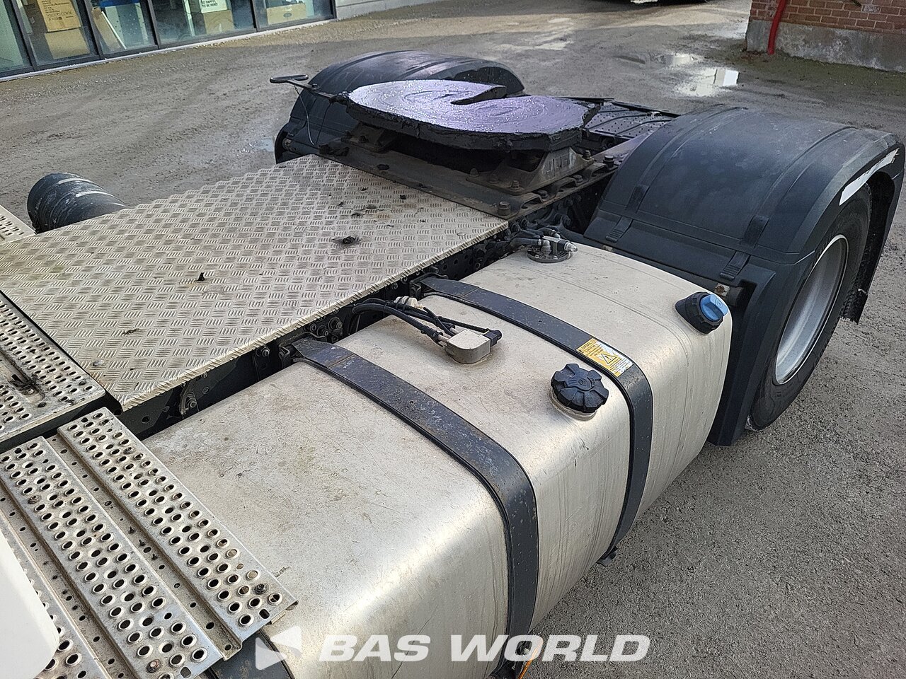 Fuel tanks : Mercedes Actros 1942 4X2 Tracteur routier