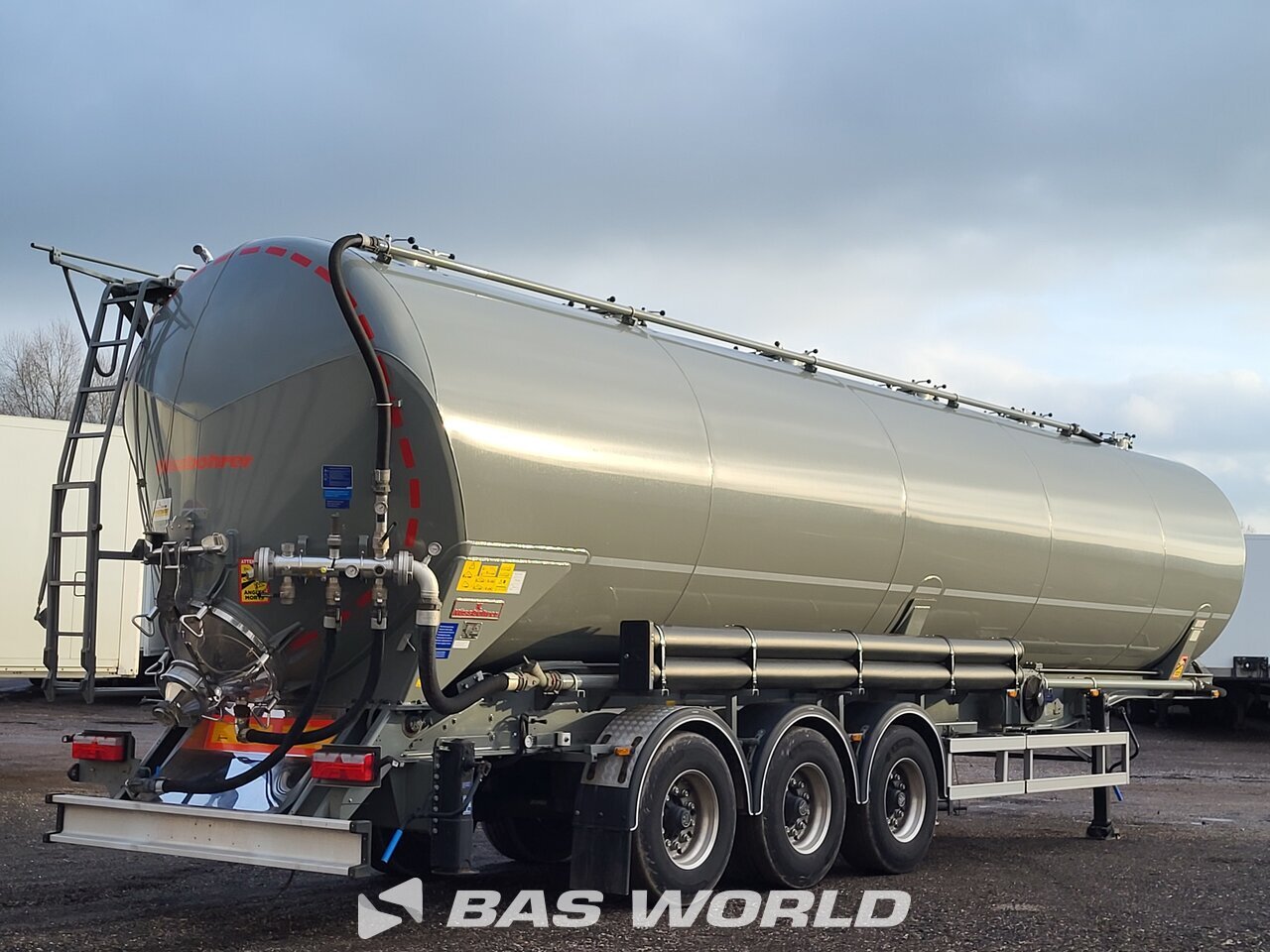 Other : Kässbohrer Semi-remorque silo