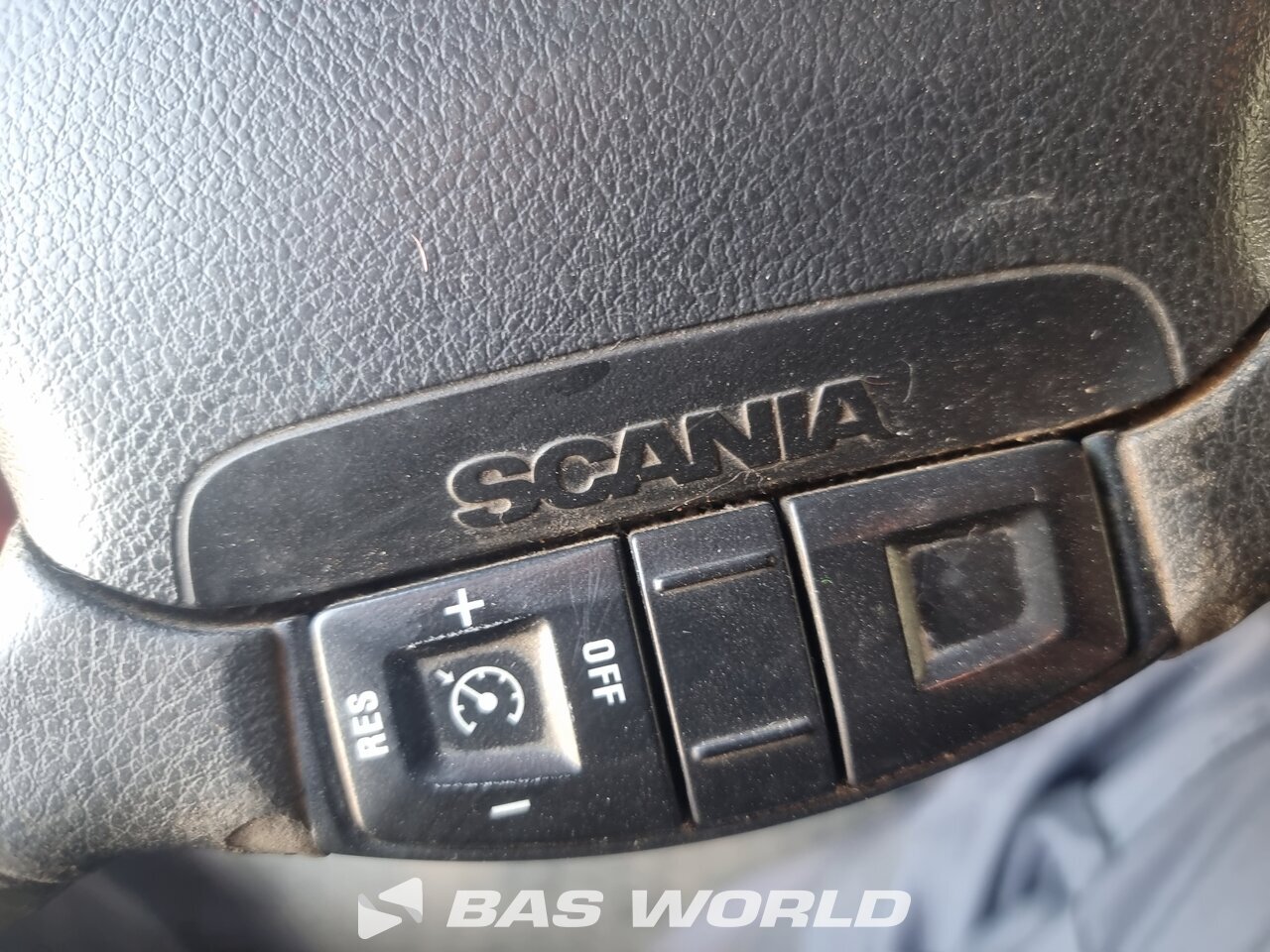 Other : Scania P410 8X4 KH-KIPPER Camion Benne
