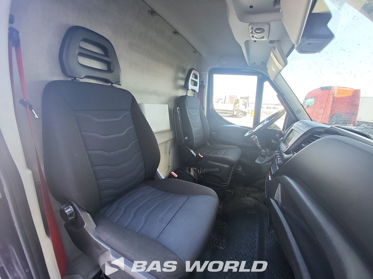 Other : Iveco Daily 50C18 Fourgons utilitaires
