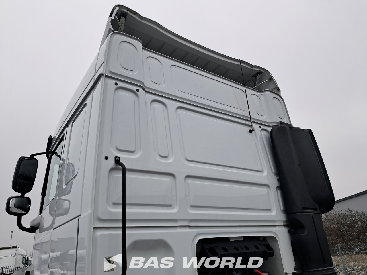 Back of cabin : DAF XF 480 4X2 Tracteur routier