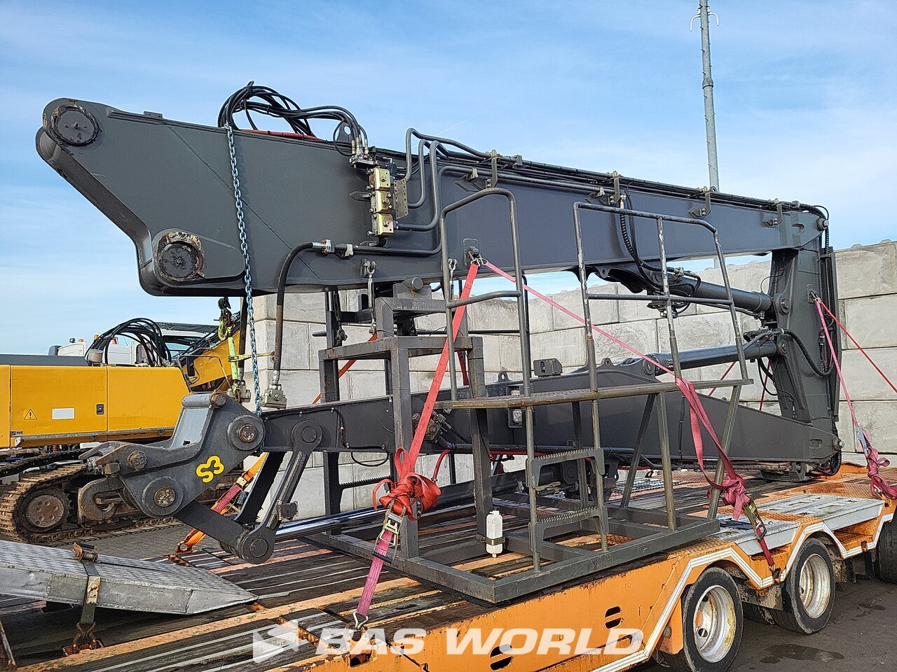 Other : Volvo EC380 DHR Pelle sur chenilles