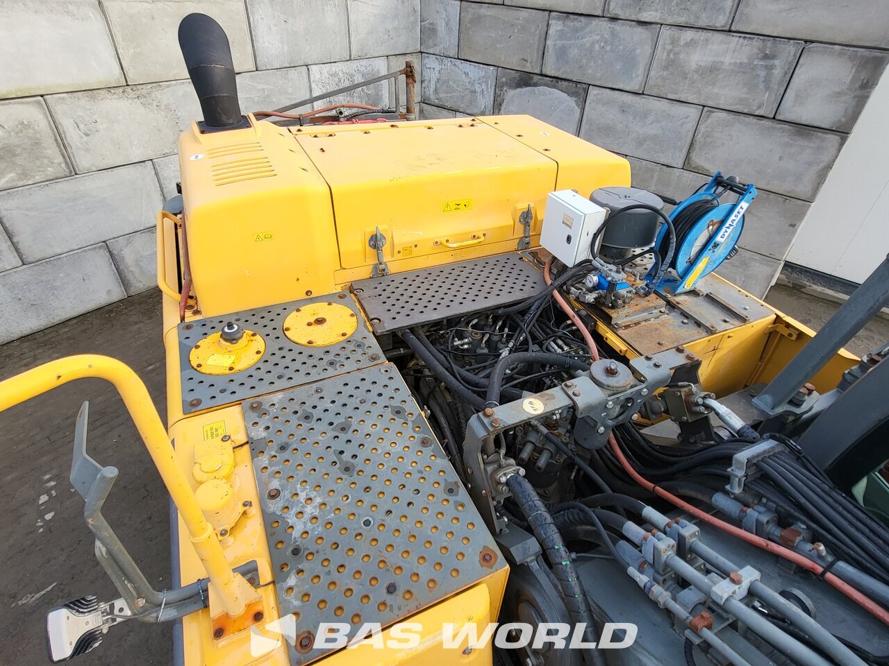 Other : Volvo EC380 DHR Pelle sur chenilles