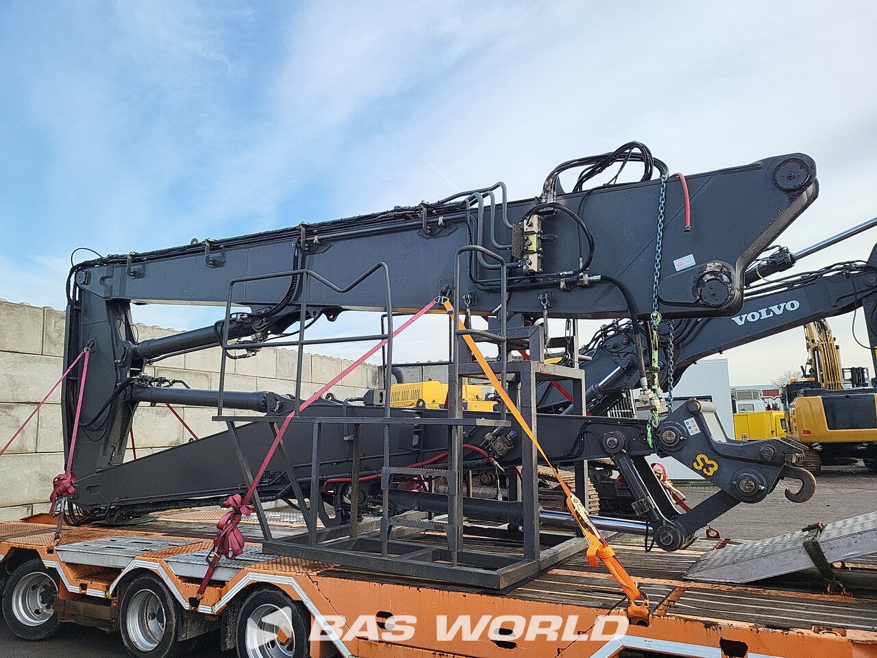 Other : Volvo EC380 DHR Pelle sur chenilles