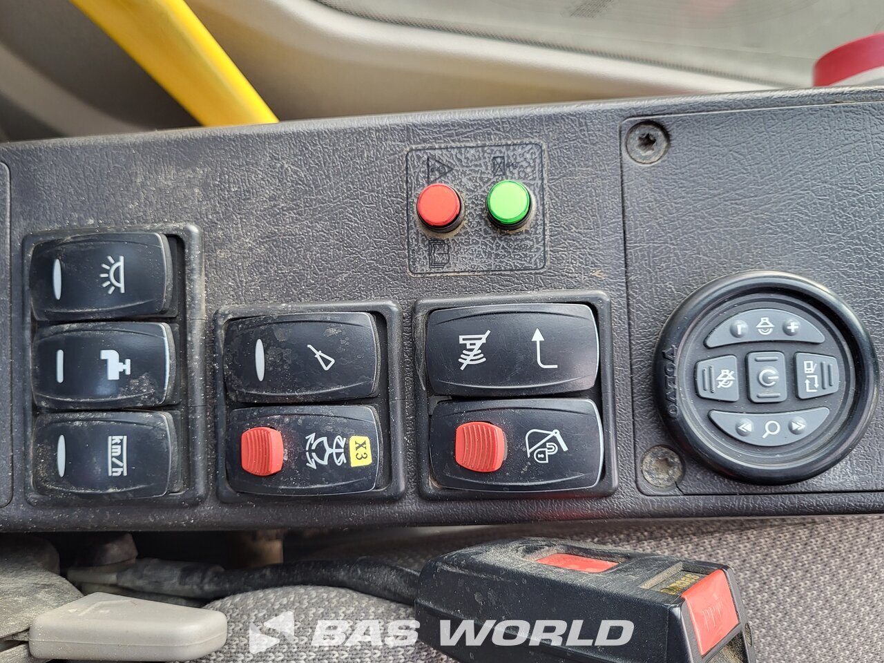 Other : Volvo EC380 DHR Pelle sur chenilles