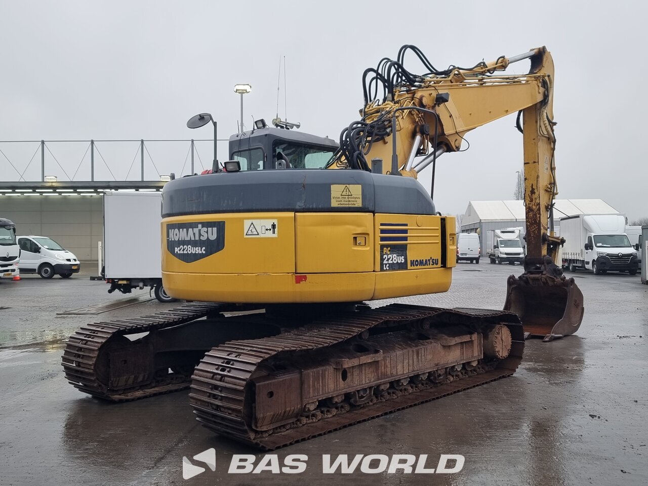Other : Komatsu PC228 US LC Pelle sur chenilles