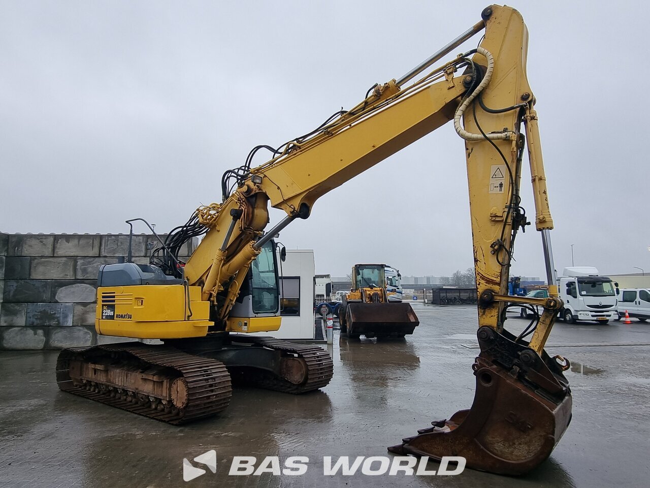Other : Komatsu PC228 US LC Pelle sur chenilles
