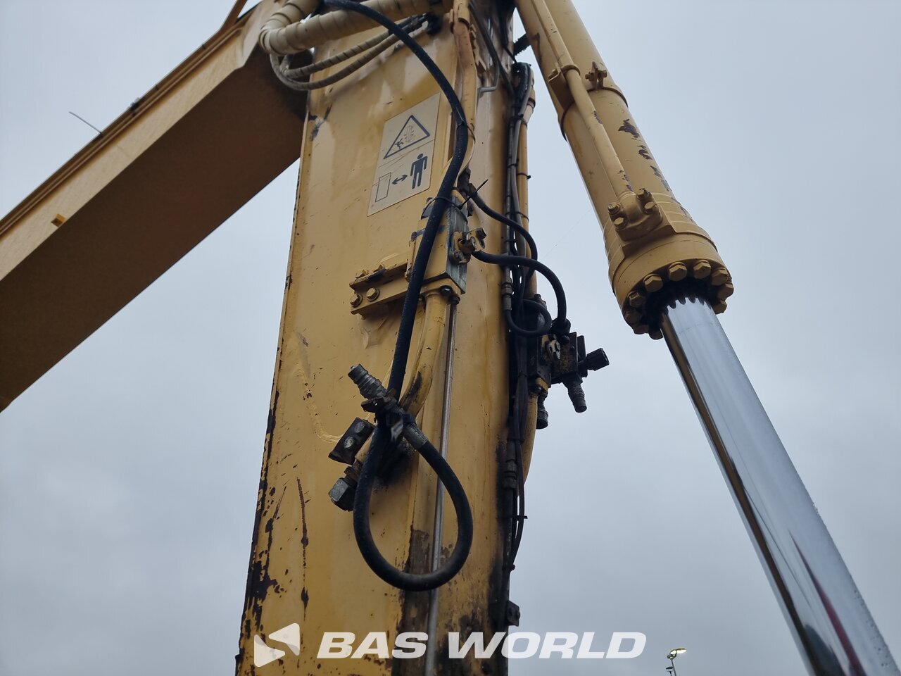 Other : Komatsu PC228 US LC Pelle sur chenilles