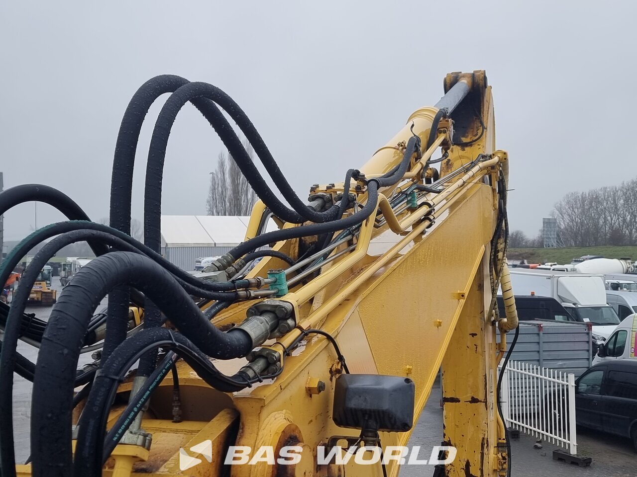 Other : Komatsu PC228 US LC Pelle sur chenilles