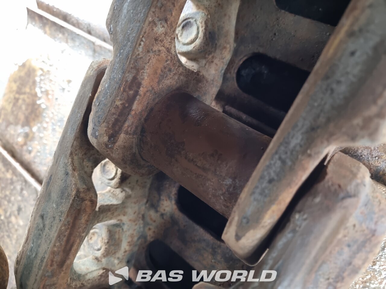 Other : Komatsu PC228 US LC Pelle sur chenilles