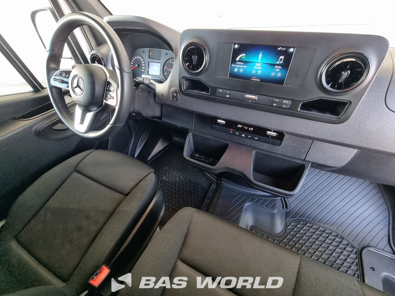 Other : Mercedes Sprinter 319 CDI Fourgons utilitaires