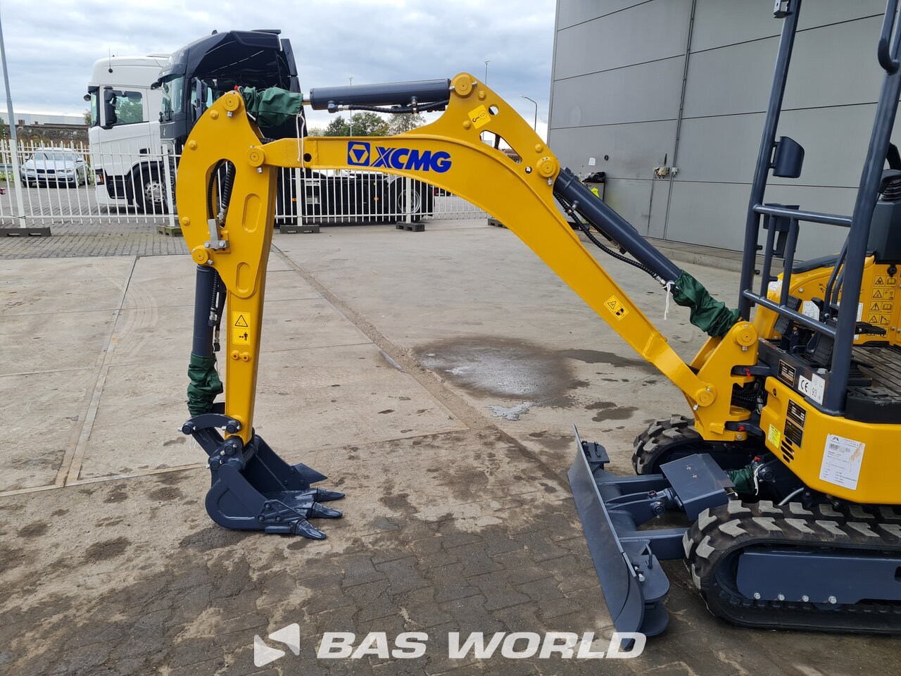 Other : XCMG XE18 E Mini pelle <10t