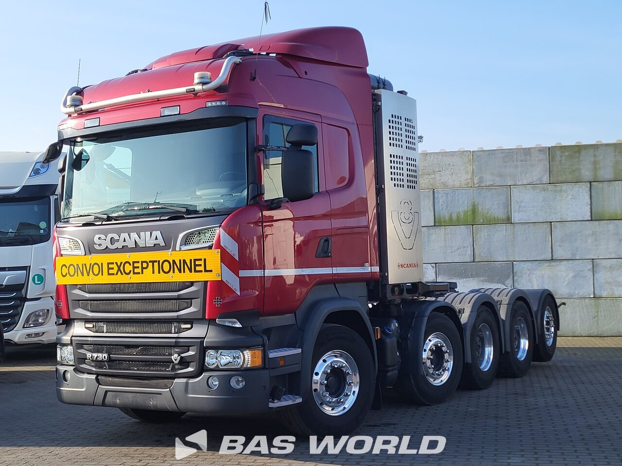 Front left : Scania R730 10X4 Tracteur routier