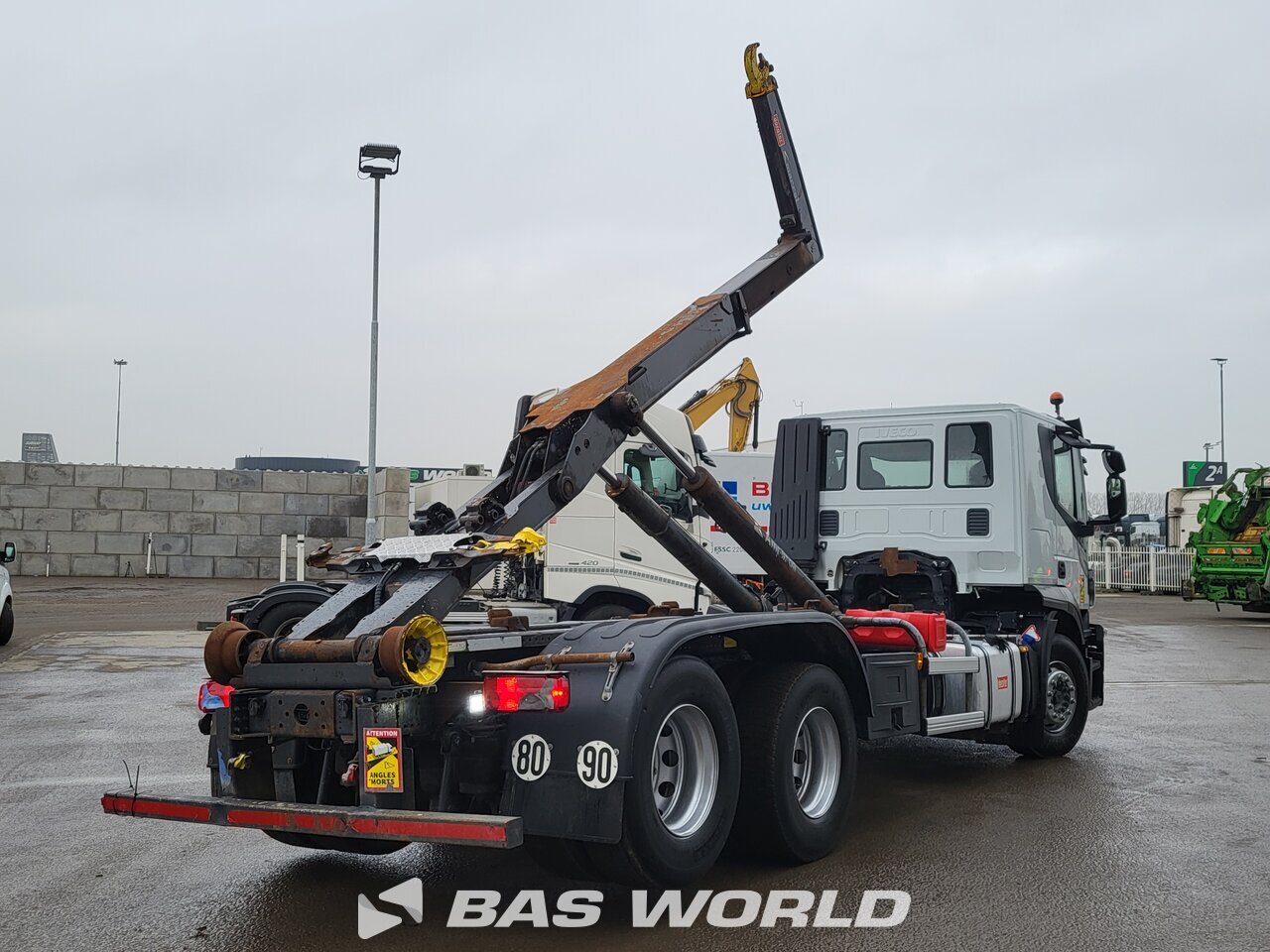 Superstructure : Iveco Stralis 460 6X2 Marrel AL 20 S59 camion à bras