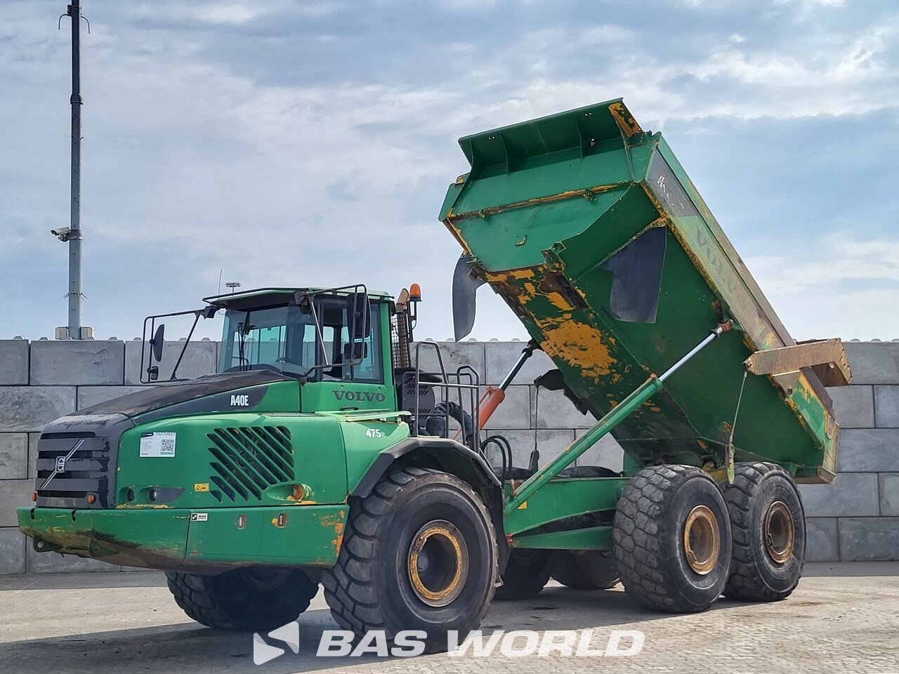 Front left : Volvo A40 E Tombereau