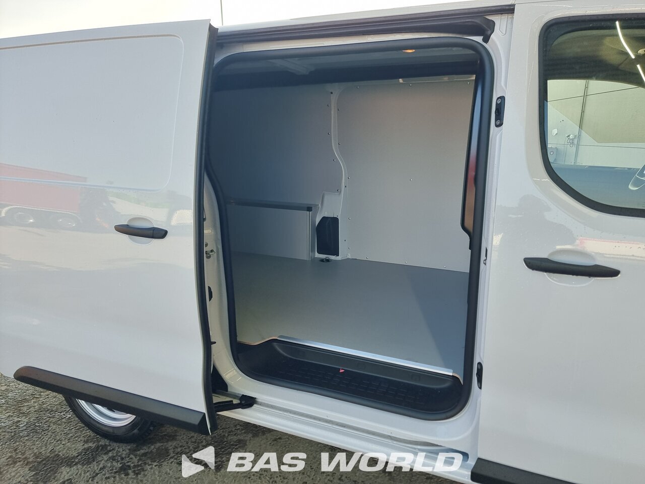 Other : Opel Vivaro 120PK Fourgons utilitaires