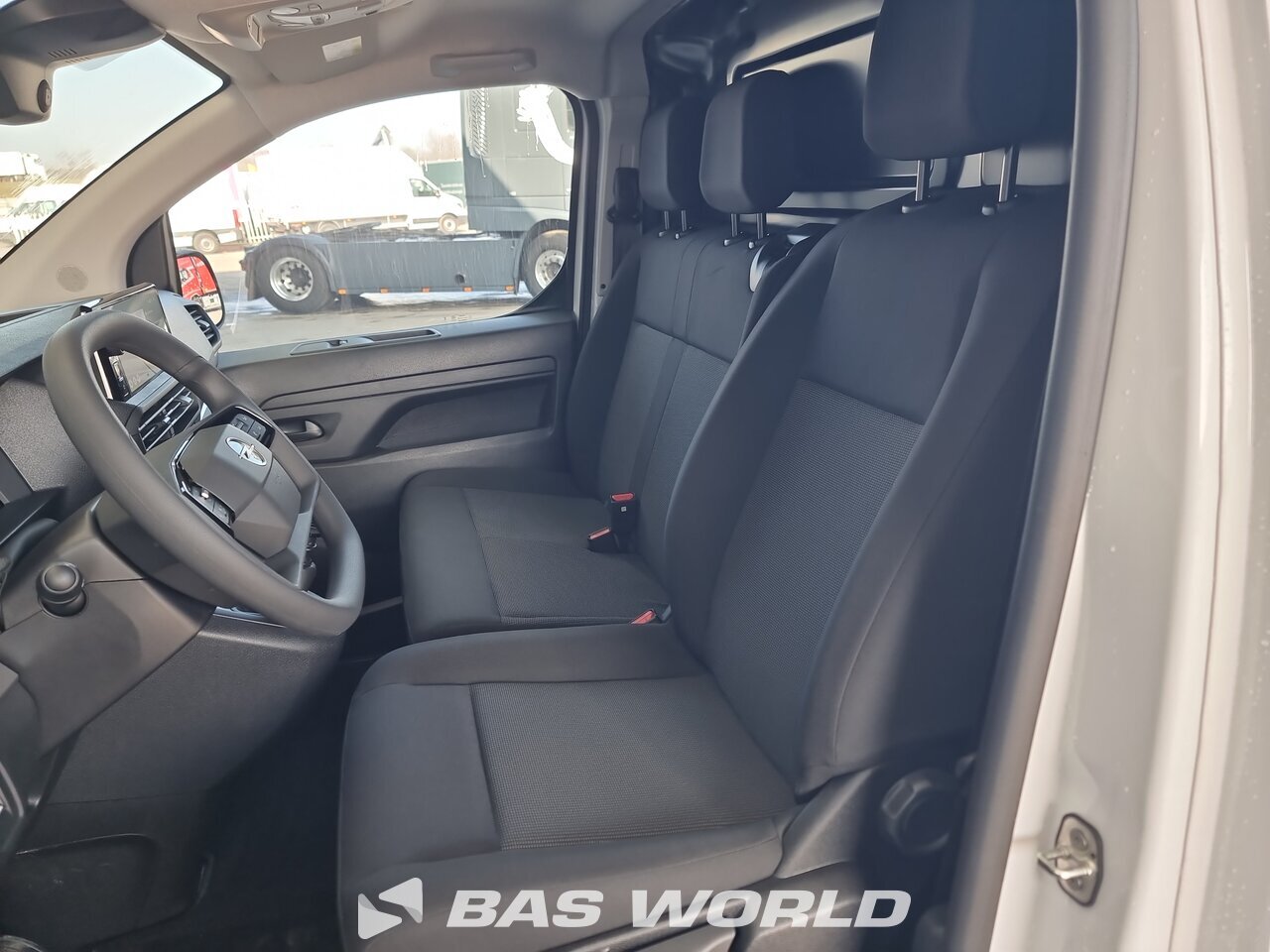 Other : Opel Vivaro 120PK Fourgons utilitaires