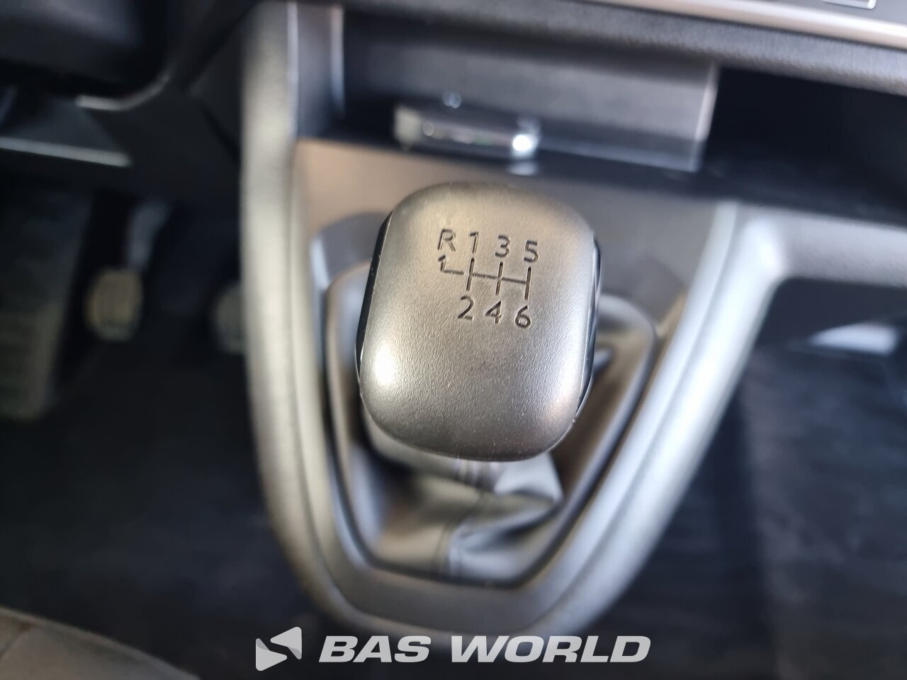 Other : Opel Vivaro 120PK Fourgons utilitaires