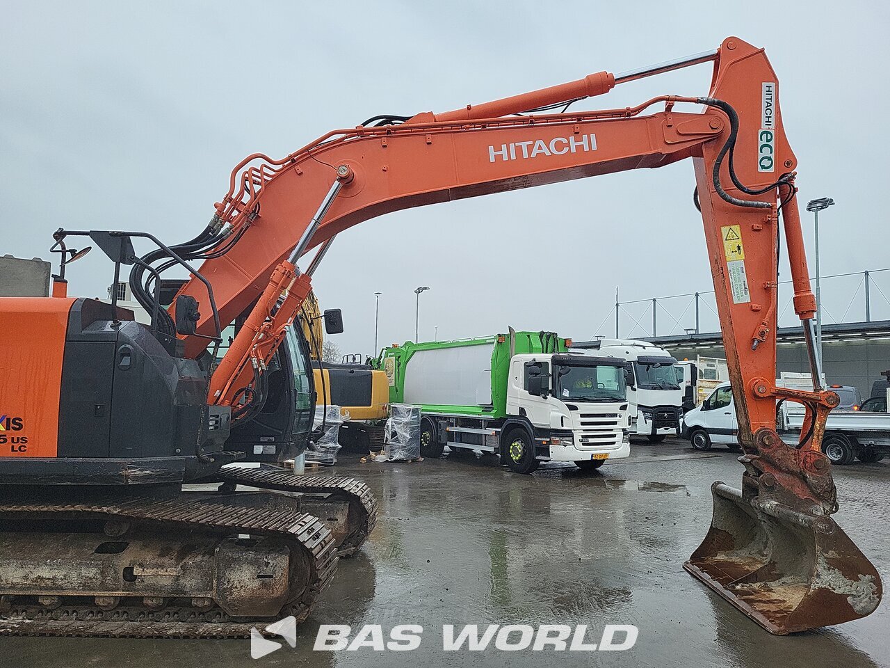 Hitachi ZX225 USLC -5 Crawler excavators - BAS World