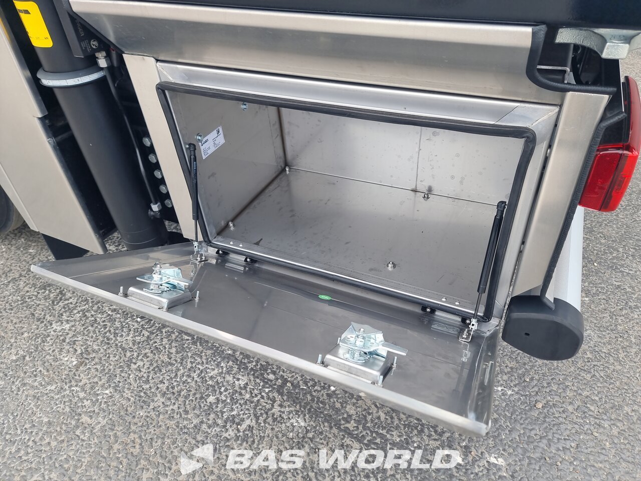 Other : Renault C 520 8X2 Basmorais Camion plateaux
