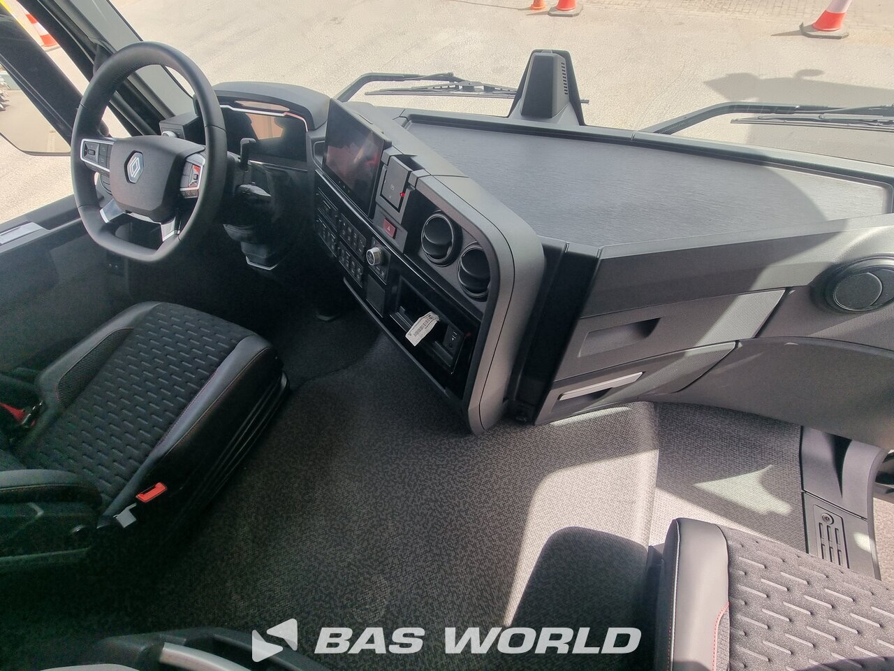 Other : Renault C 520 8X2 Basmorais Camion plateaux