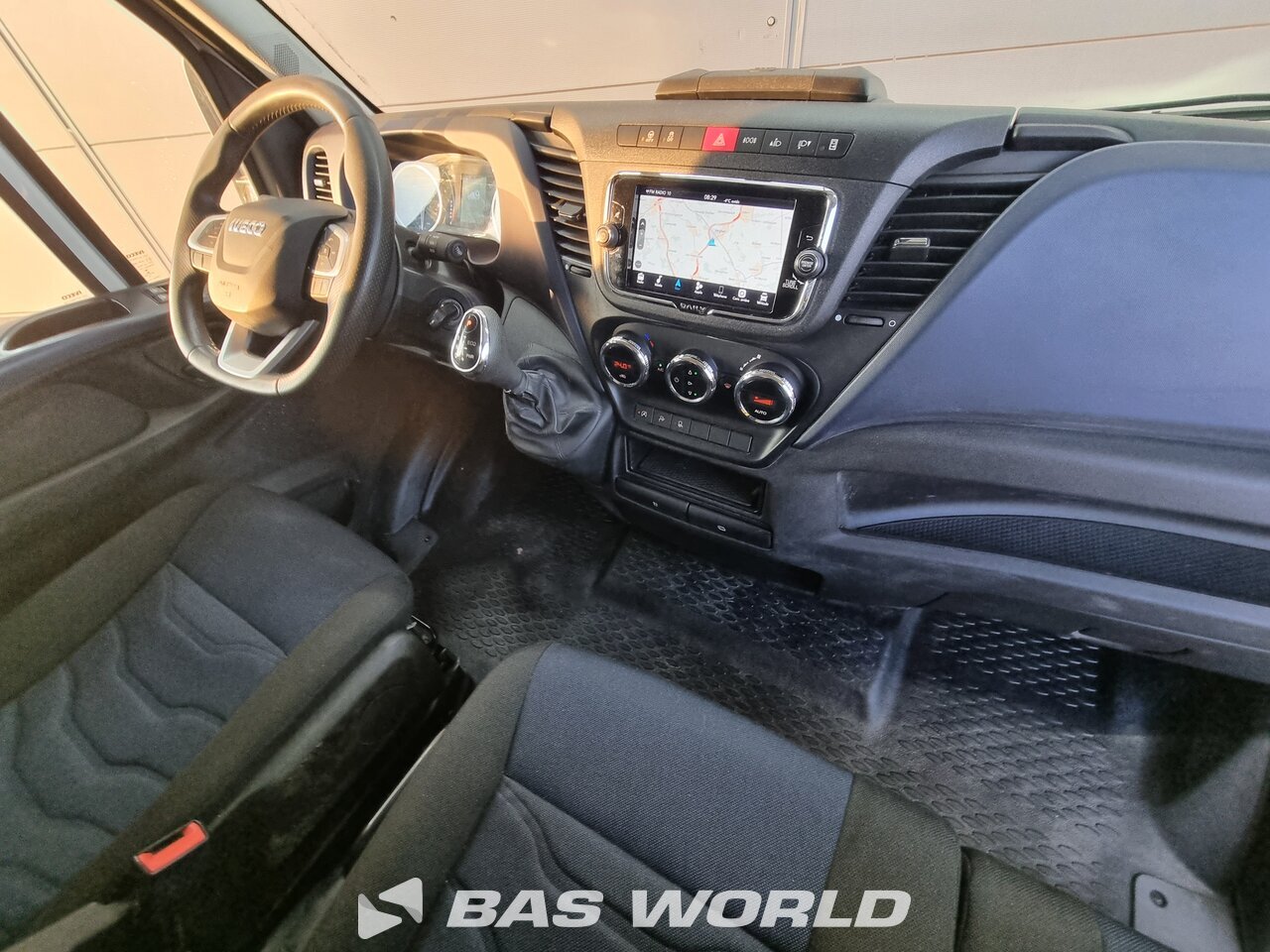 Other : Iveco Daily 35S14 Fourgons utilitaires