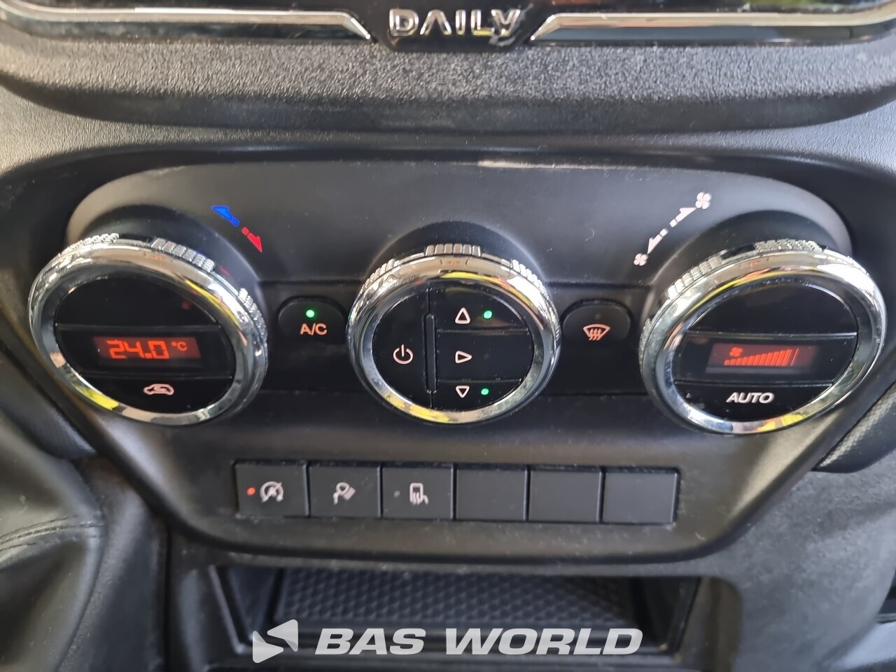 Other : Iveco Daily 35S14 Fourgons utilitaires