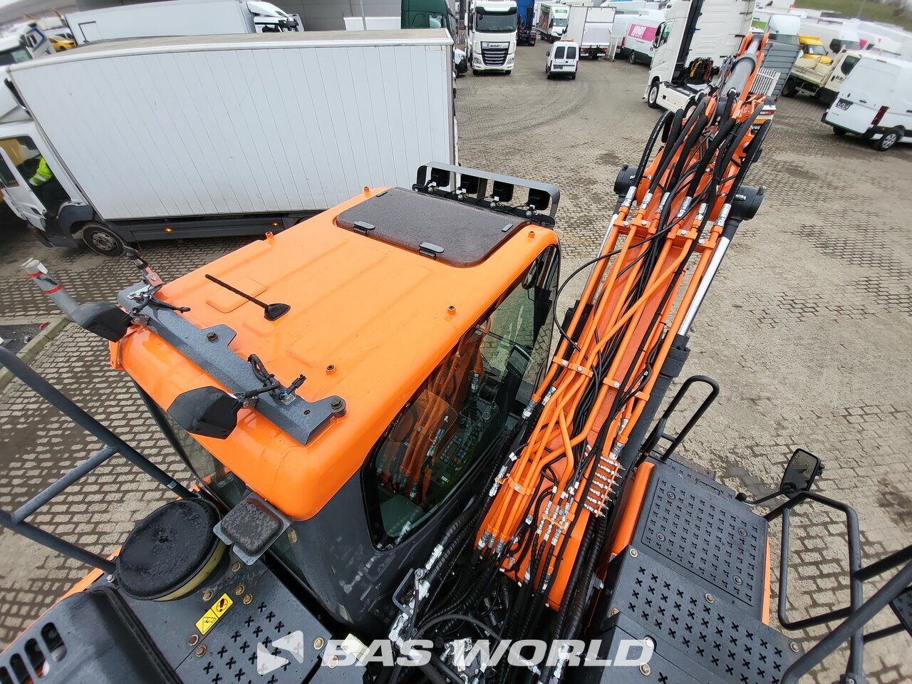 Other : Doosan DX140 W-5 Pelle sur pneus