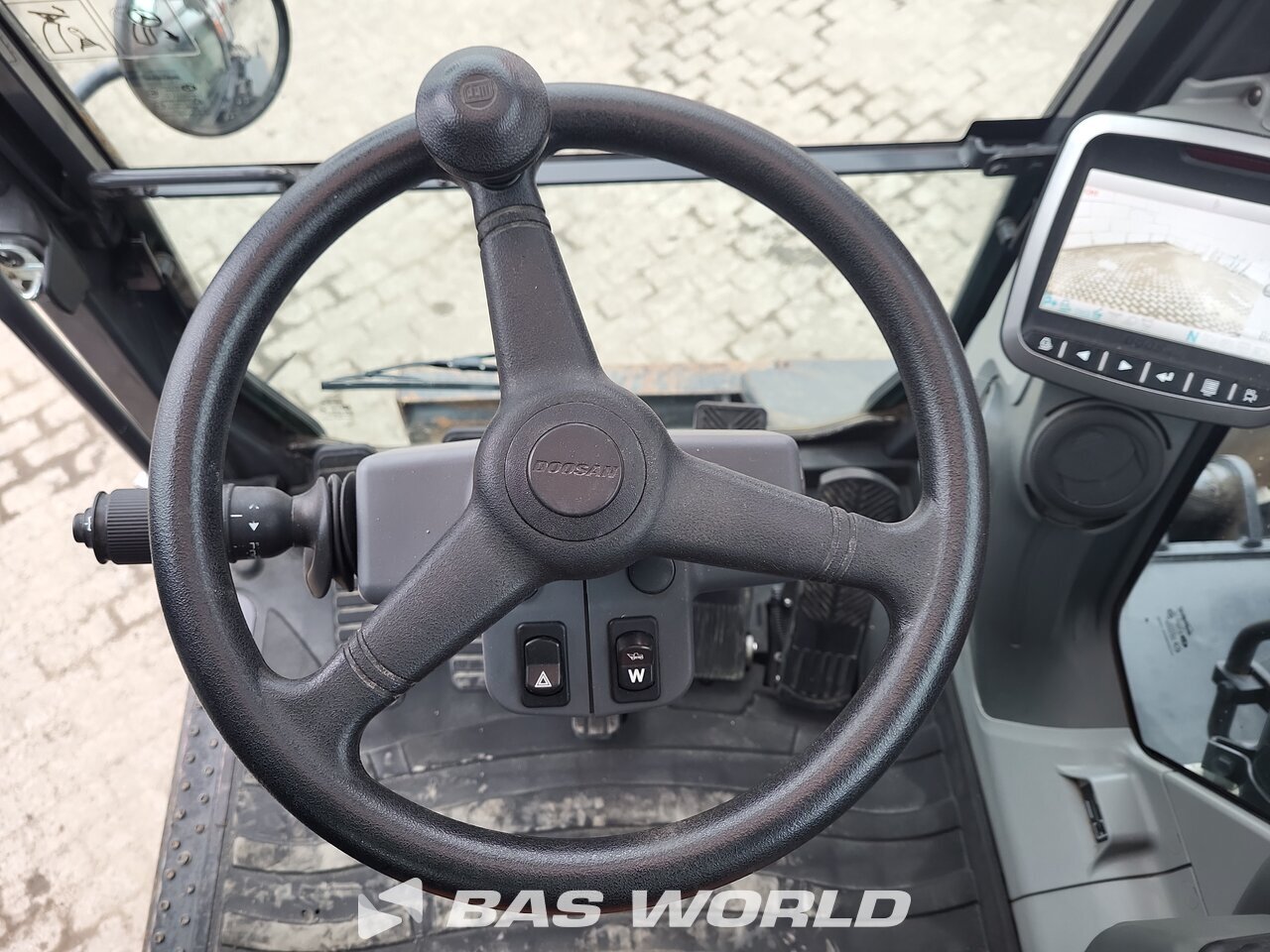 Other : Doosan DX140 W-5 Pelle sur pneus