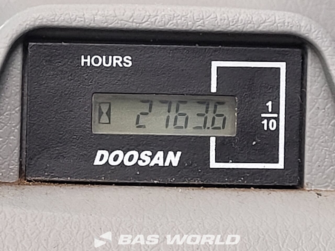 Other : Doosan DX140 W-5 Pelle sur pneus