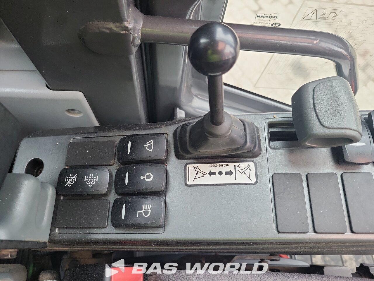 Other : Doosan DX140 W-5 Pelle sur pneus