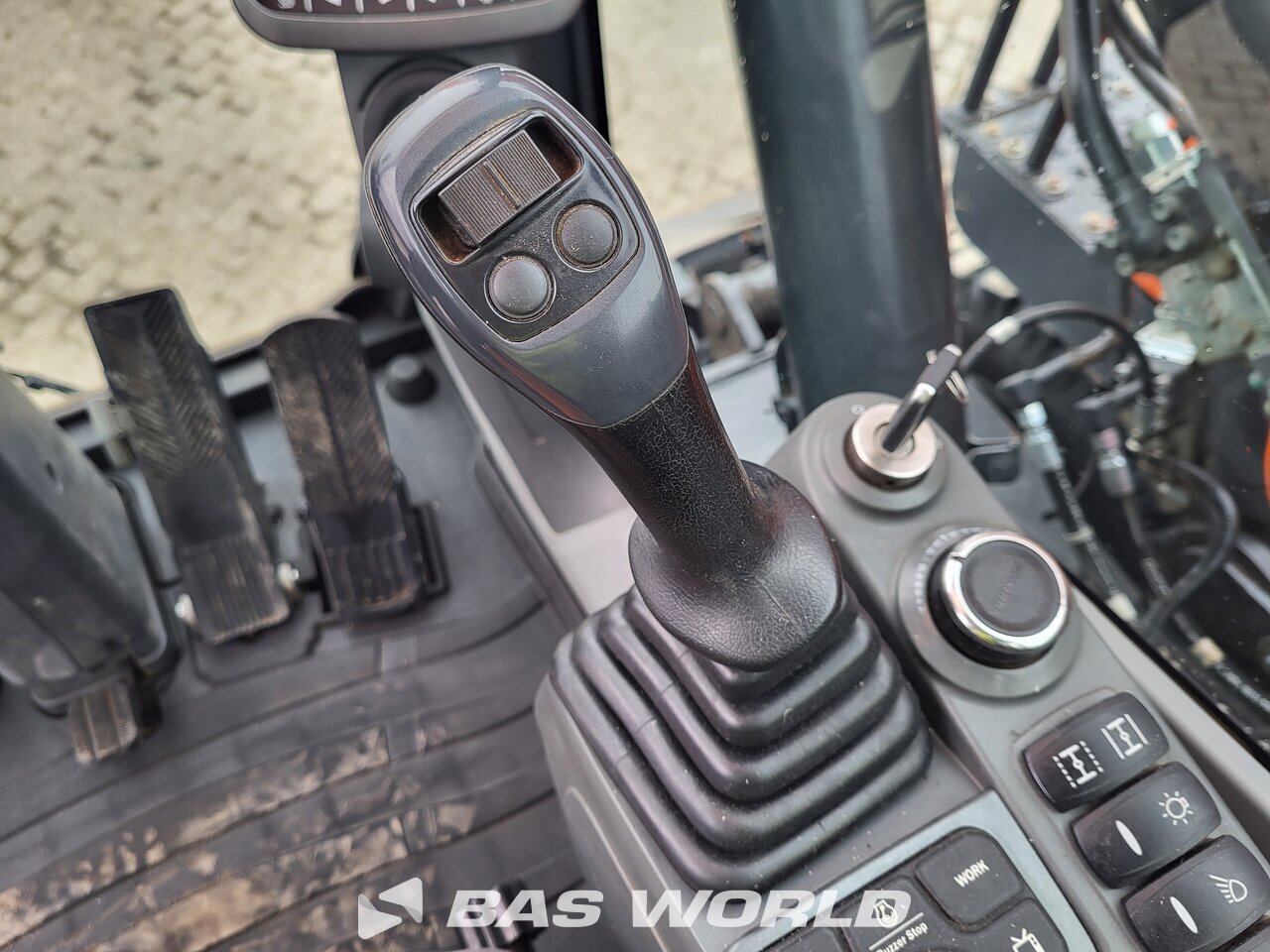 Other : Doosan DX140 W-5 Pelle sur pneus
