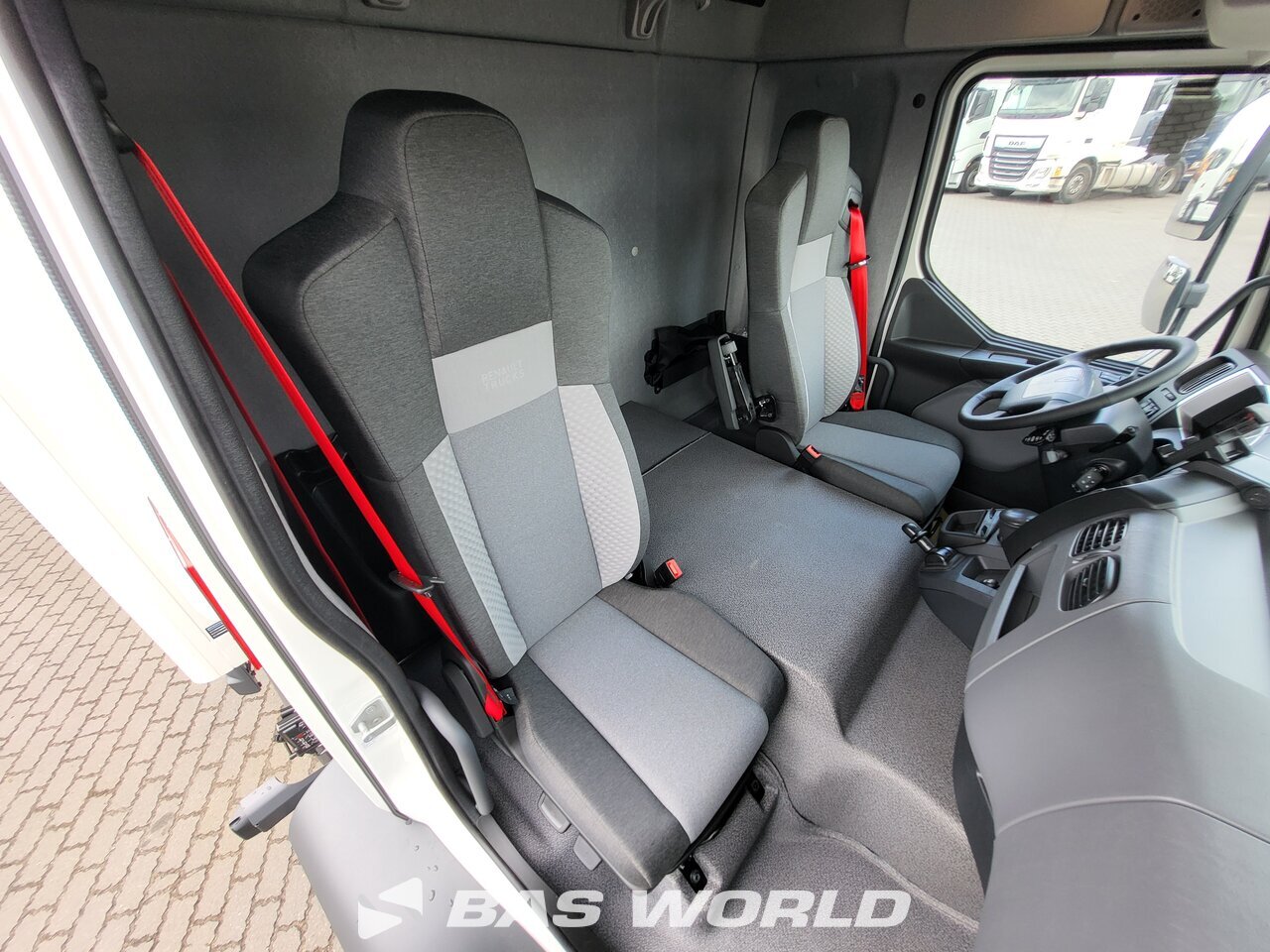 Other : Renault D 280 4X2 Walther Carrosseries fourgons