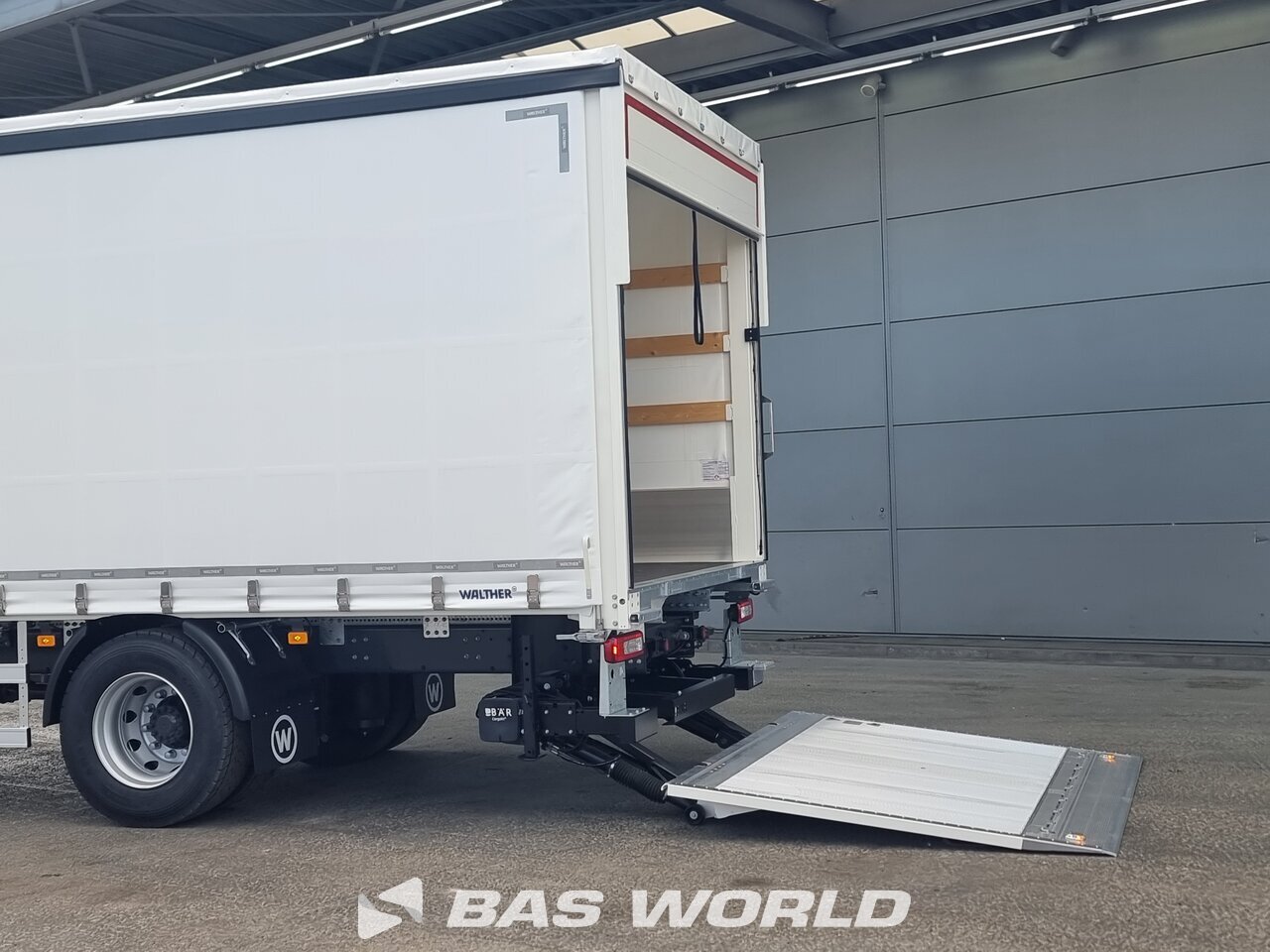 Other : Renault D 280 4X2 Walther Camion rideaux coulissants