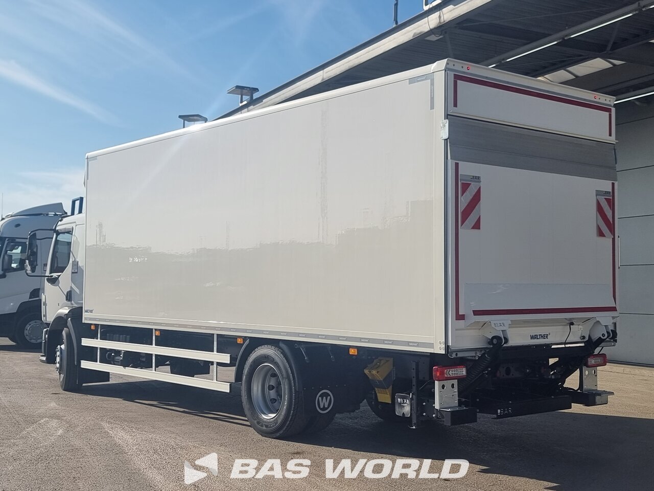 Other : Renault D 320 4X2 Walther Carrosseries fourgons